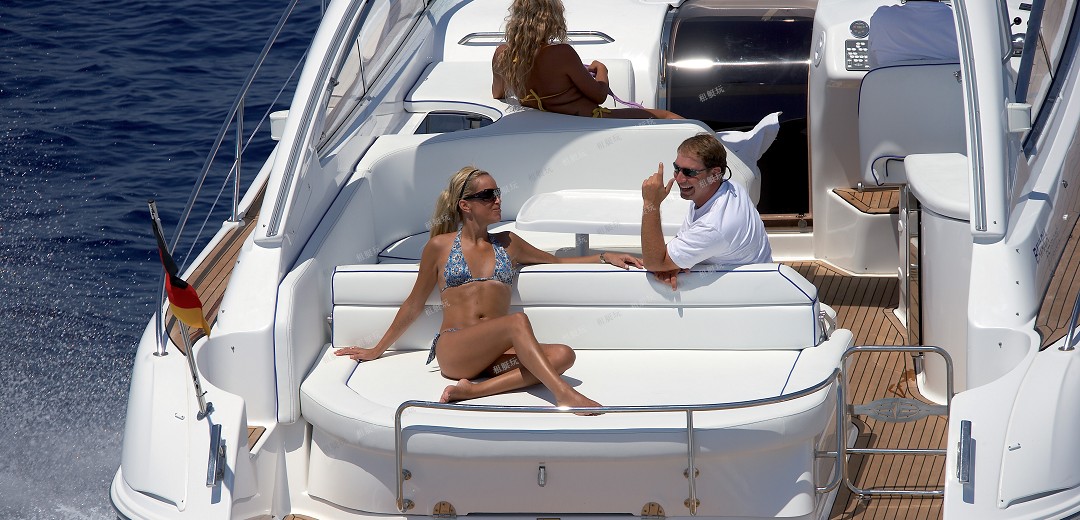 德國巴伐利亞 42尺運(yùn)動(dòng)游艇