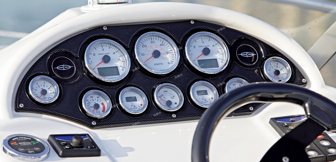 德國巴伐利亞 42尺運(yùn)動(dòng)游艇